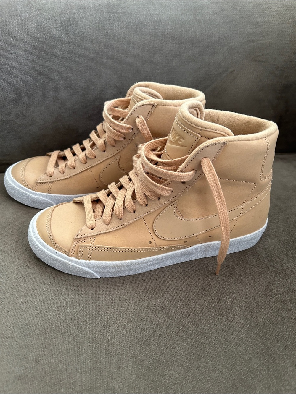Womens Nike Blazer Mid Premium DQ7572 200 Vachetta Tan high top